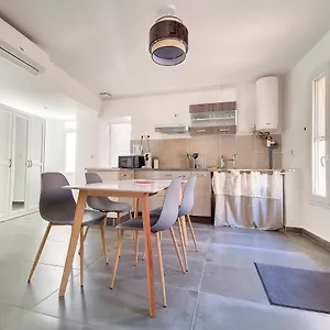 Hébergement de vacances Maison la tuilerie 1-4 personnes, Châteaurenard