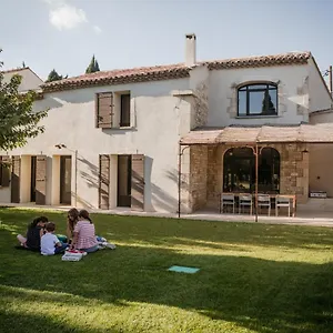 Couette-café Mas Des Ecoliers, Châteaurenard